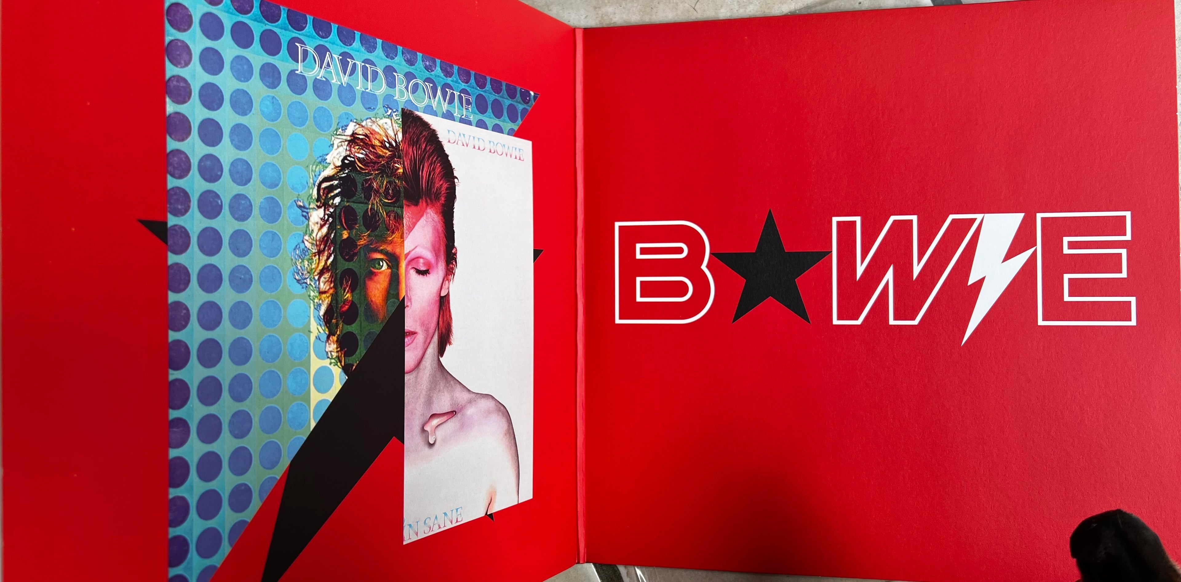 David Bowie – Legacy - 2 Vinilos. LP. Compilación. Condición: Near Mint (NM o M-).