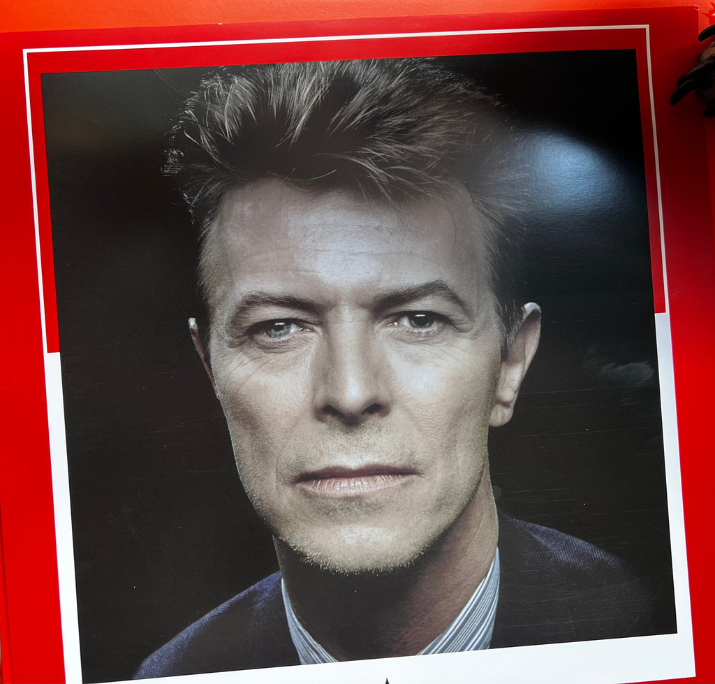 David Bowie – Legacy - 2 Vinilos. LP. Compilación. Condición: Near Mint (NM o M-).